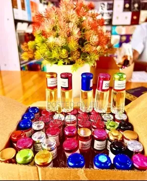 Sophisticated Oil Perfumes That Announces You in Tge Room