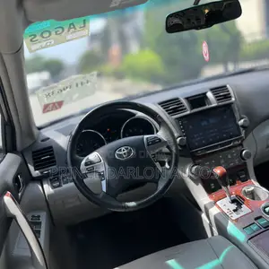 Toyota Highlander Limited 3.5l 4WD 2013 Gray