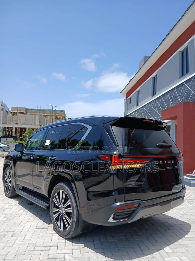 Lexus LX 600 2023 Black