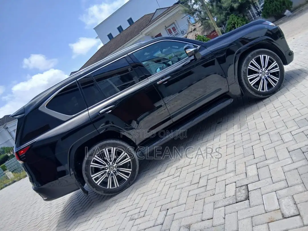 Lexus LX 600 2023 Black