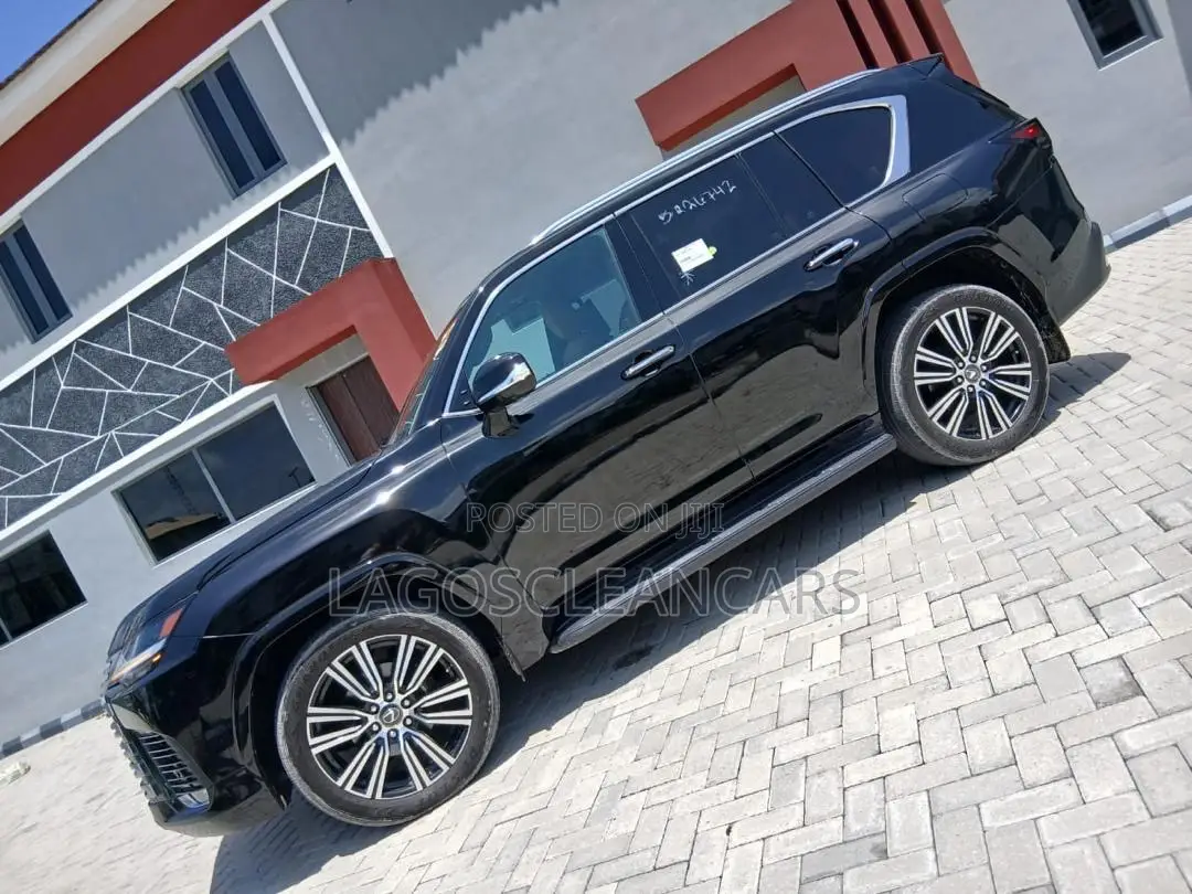 Lexus LX 600 2023 Black