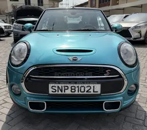 Mini Cooper 2017 Green
