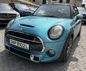 Mini Cooper 2017 Green