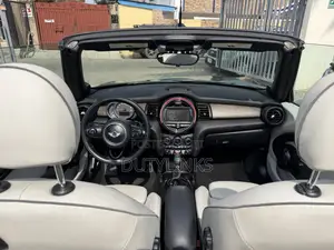 Mini Cooper 2017 Green
