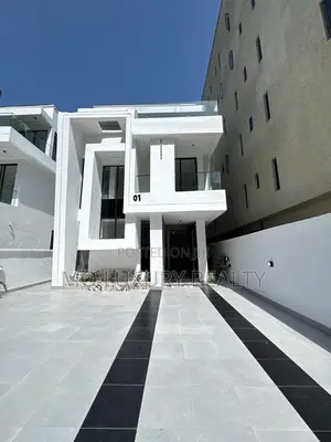 5bdrm Duplex in Lekki Phase 1 for sale