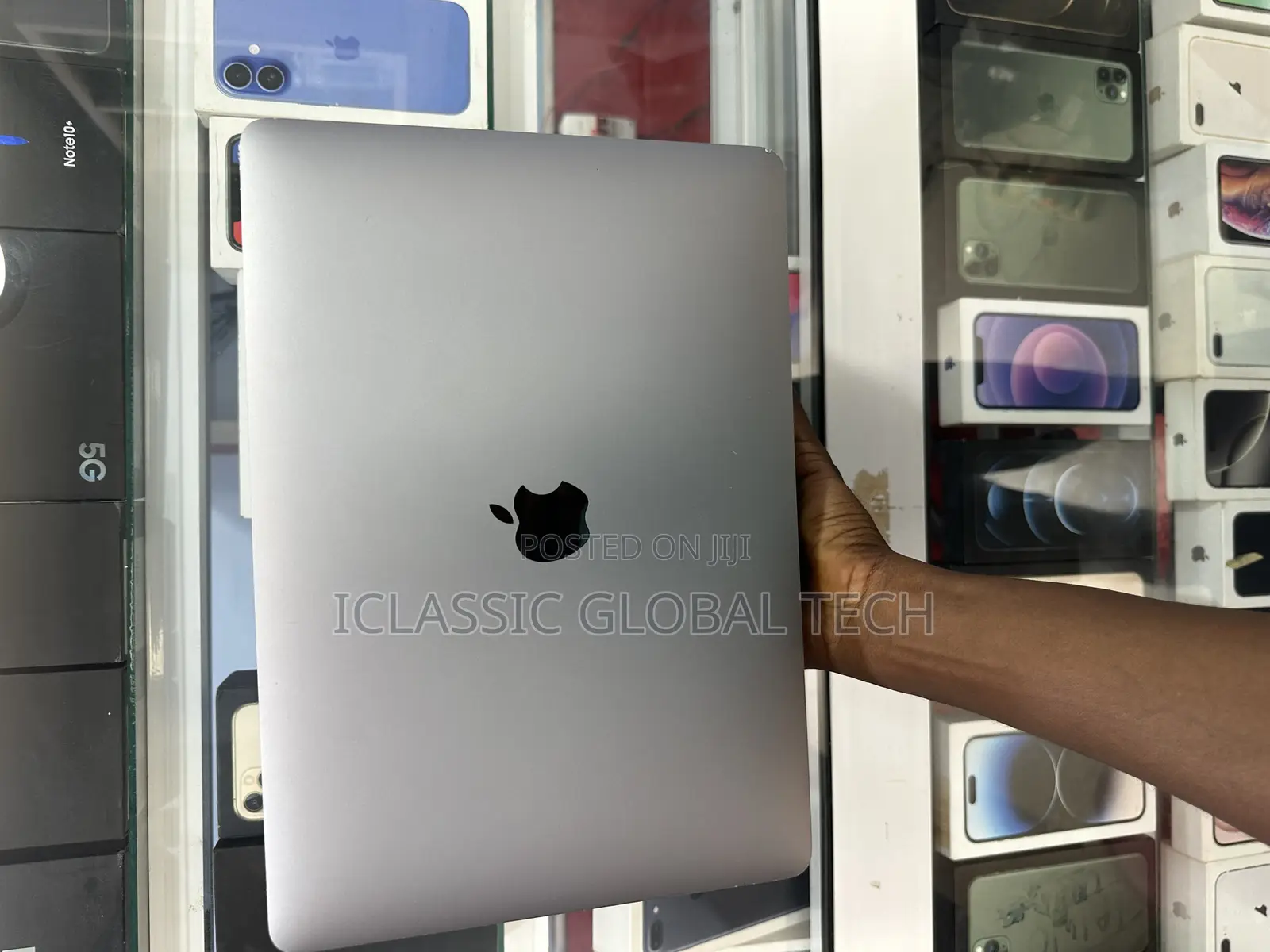 Laptop Apple MacBook Pro 2017 8GB Intel Core i5 SSD 512GB