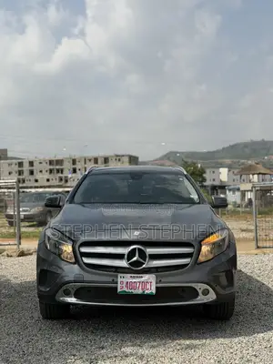 Mercedes-Benz GLA 250 2015 Gray