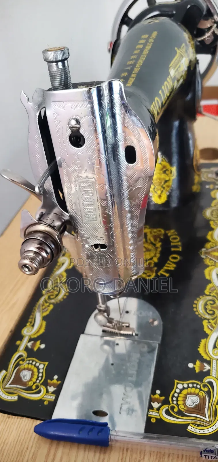 Two Lion Sewing Machine