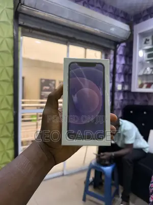 New Apple iPhone 12 128 GB Purple