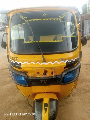 TVS King Cargo 2023 Yellow