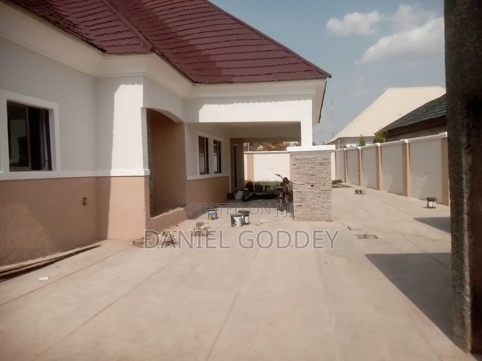 Painter Decoration Service
