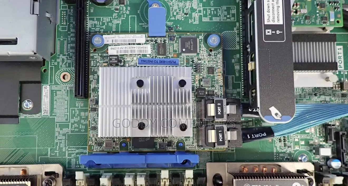 Server HP ProLiant DL360 Gen10 64GB Intel Xeon HDD 1T