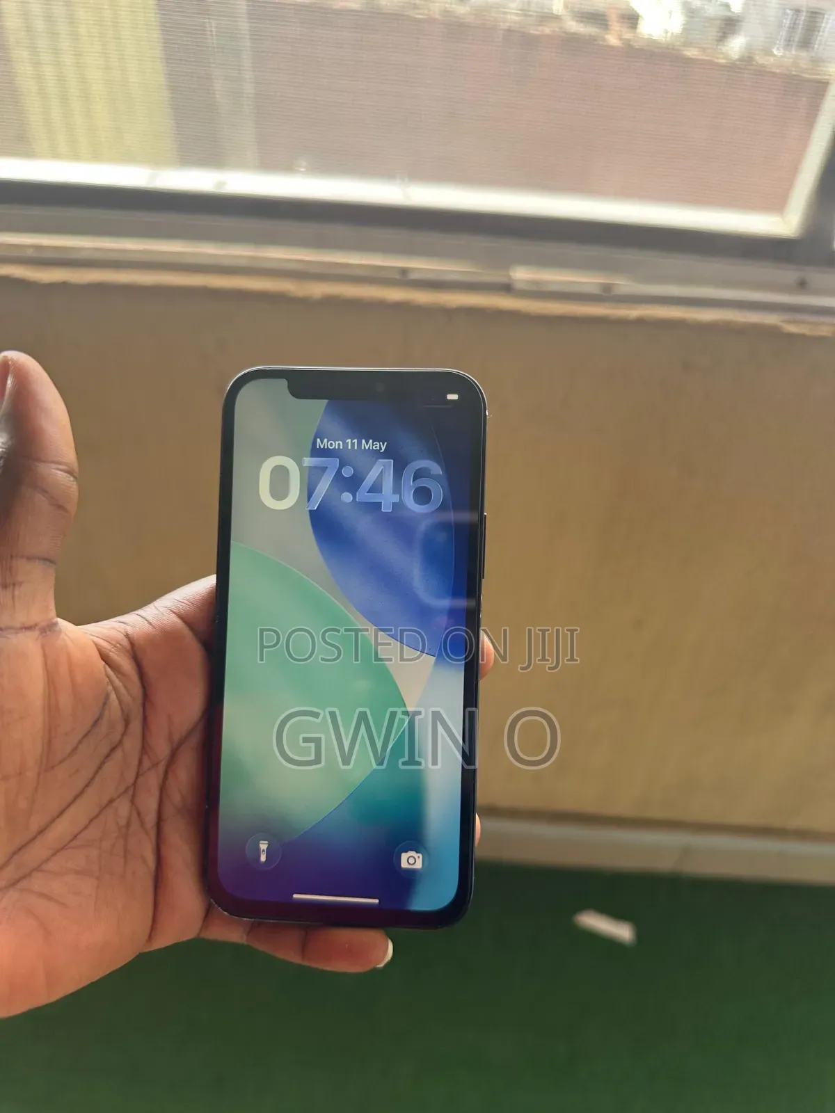 Apple iPhone 12 64 GB Black