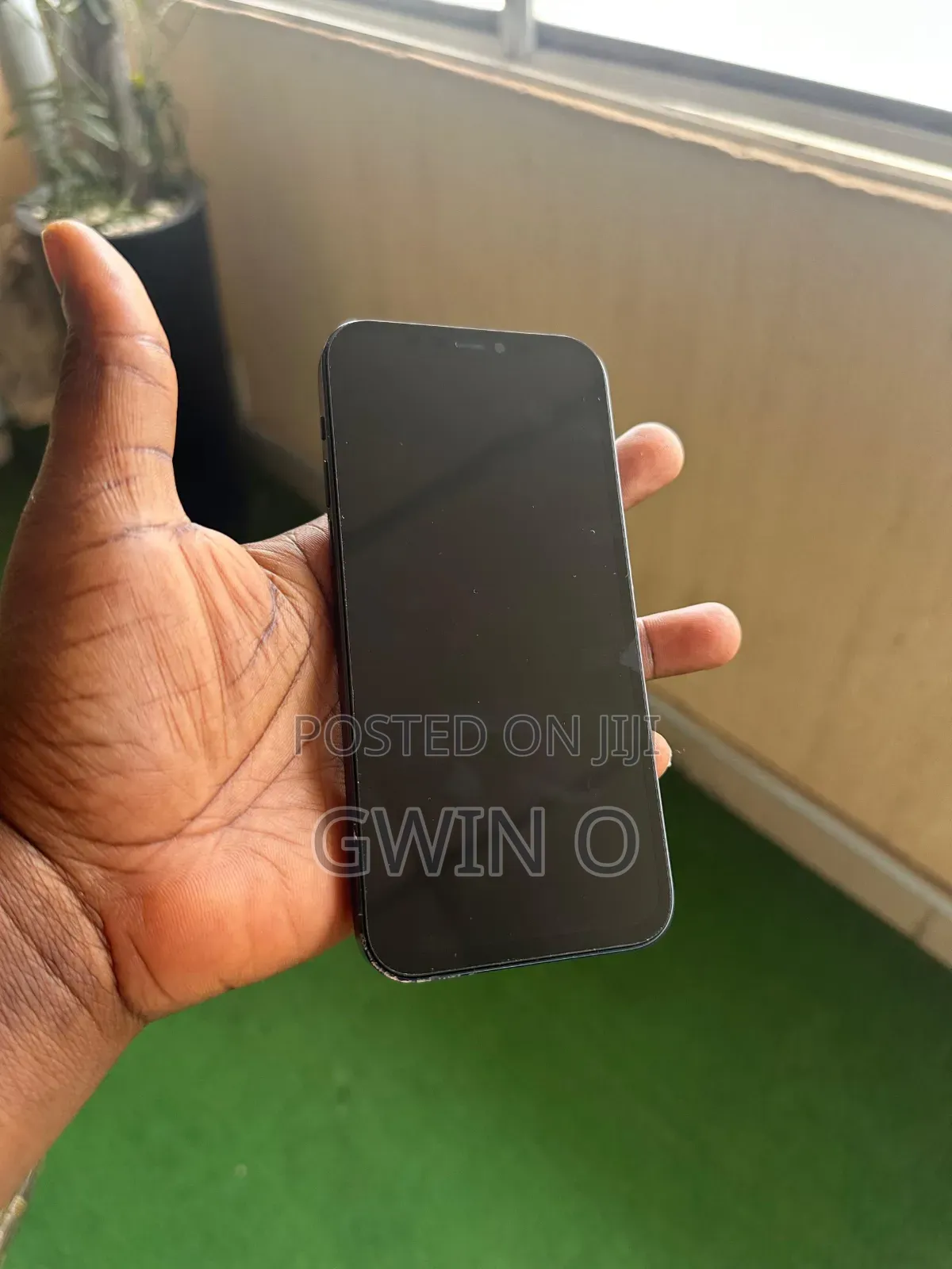 Apple iPhone 12 64 GB Black