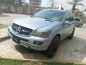 Mercedes-Benz M Class 2006 Blue