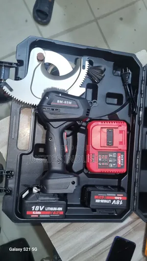 Cordless Rechargeable Rachet Cutting Machine