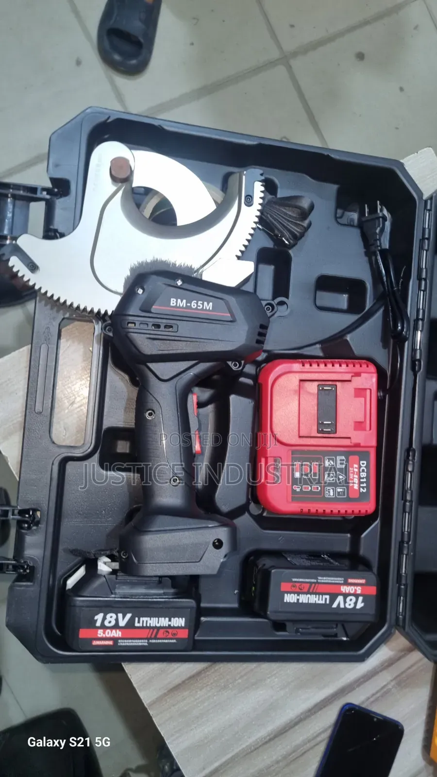 Cordless Rechargeable Rachet Cutting Machine