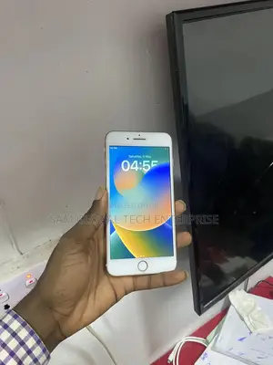 Apple iPhone 8 Plus 64 GB Gold