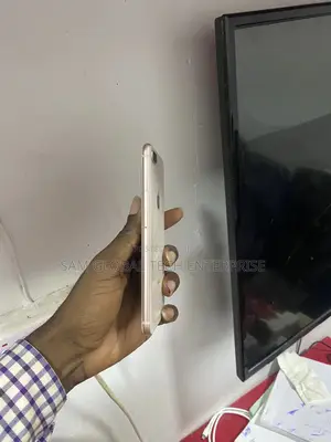 Apple iPhone 8 Plus 64 GB Gold