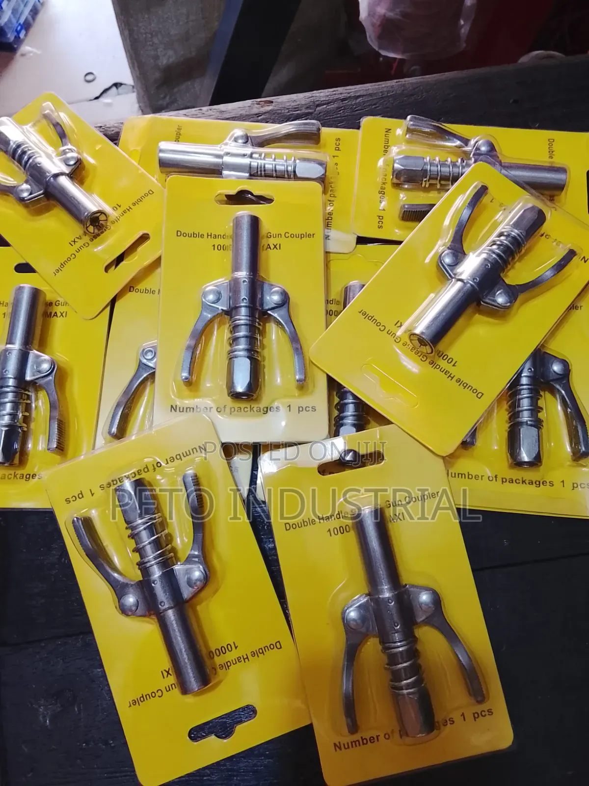 Double Handle Grease Gun Couple
