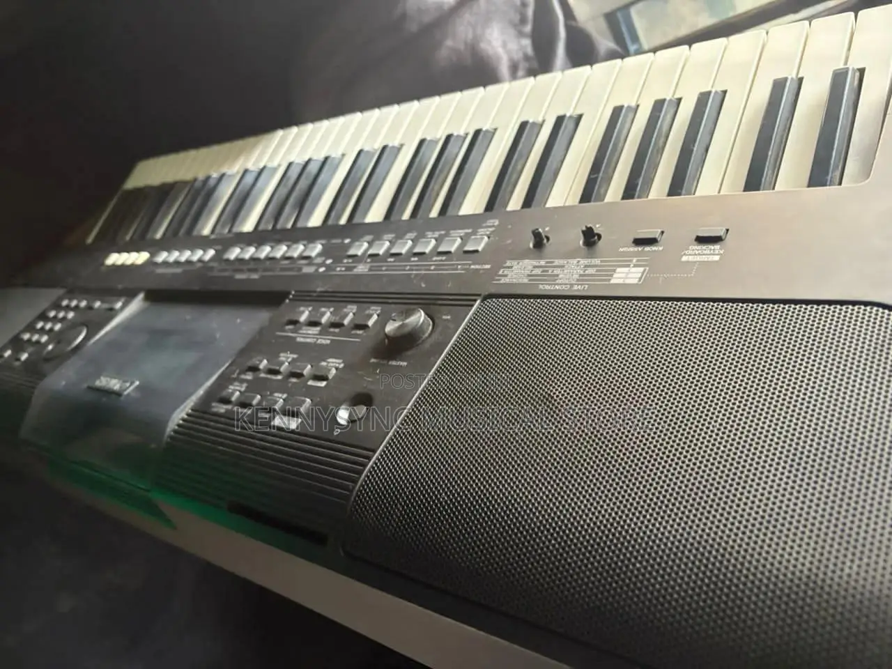 Yamaha Psr E463