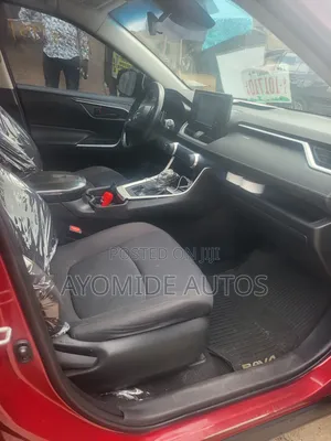Toyota RAV4 2020 Red