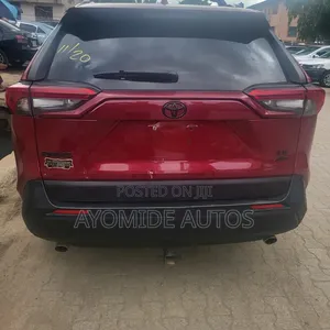 Toyota RAV4 2020 Red