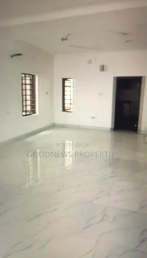 3bdrm Duplex in Dkk Sangotedo Axis for rent