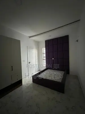 4bdrm Duplex in Lekki Phase 2 for rent