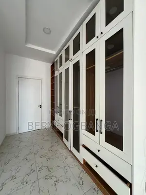 4bdrm Duplex in Lekki Phase 2 for rent