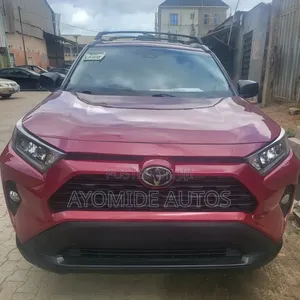 Toyota RAV4 2020 Red