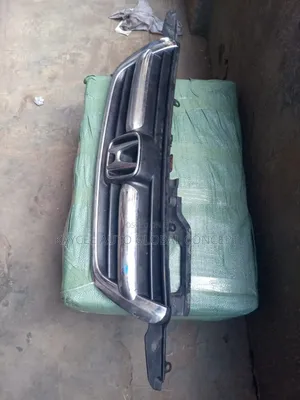 Front Grille Honda CRV 2004 Model