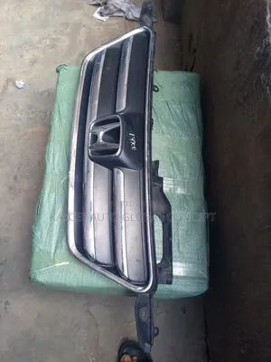 Front Grille Honda CRV 2005 Model