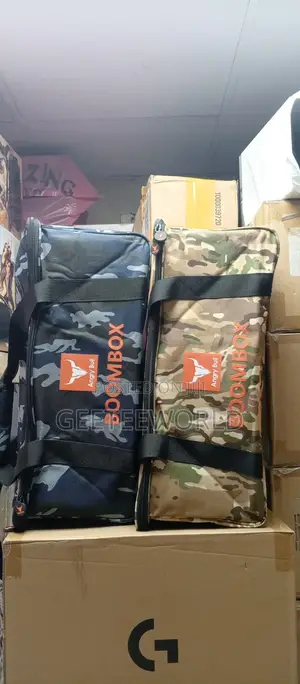 JBL Boombox 4 Speaker Bag