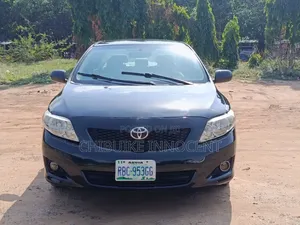 Toyota Corolla 2010 Black