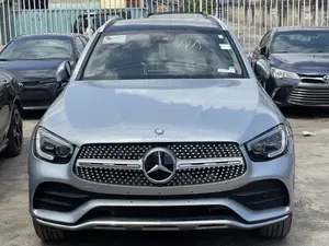 Mercedes-Benz GLC-Class 2021 Blue