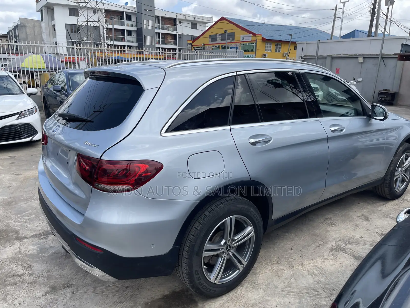 Mercedes-Benz GLC-Class 2021 Blue
