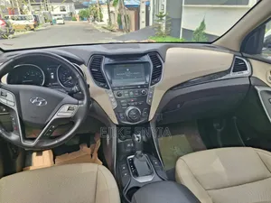 Hyundai Santa Fe Limited Ultimate AWD 2018 White