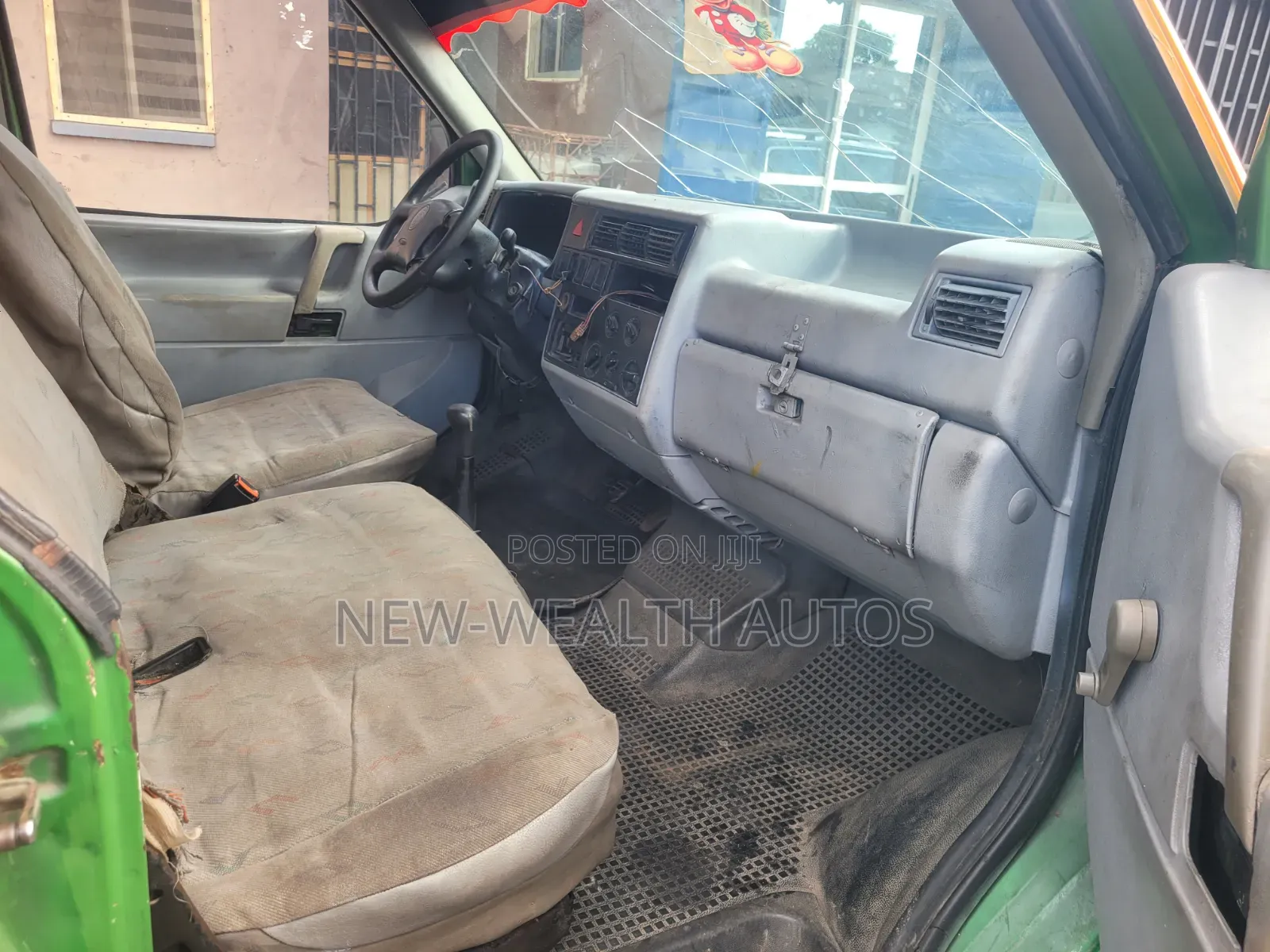 Volkswagen Transporter 2004 Orange