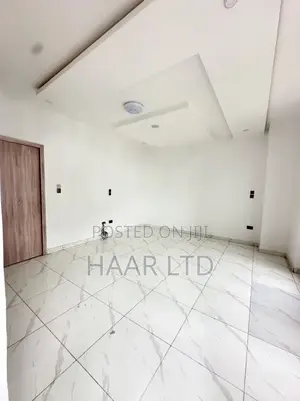 4bdrm Duplex in Lekki Phase 2 for rent