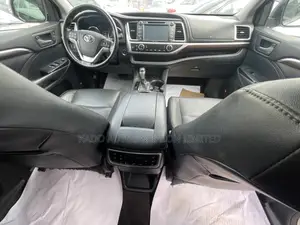 Toyota Highlander 2015 White