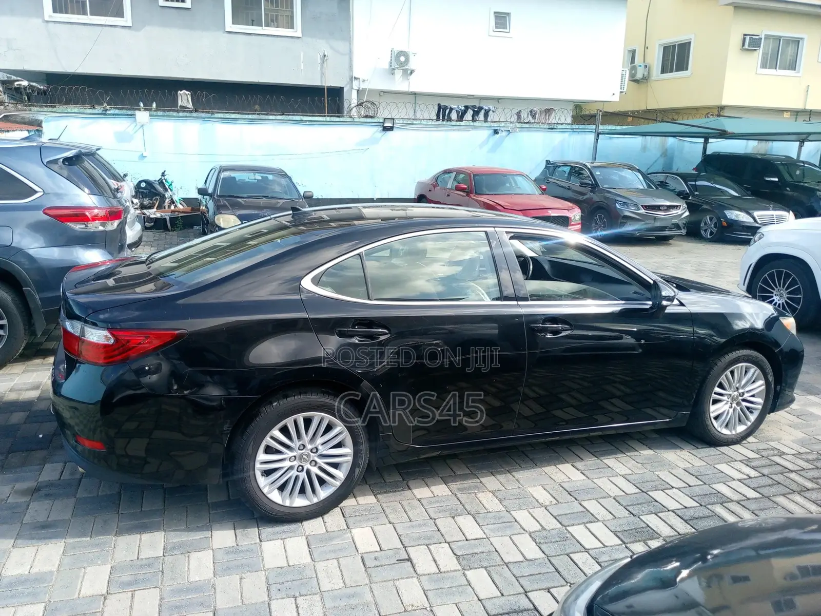 Lexus ES 2013 Black