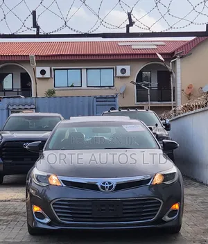 Toyota Avalon XLE Premium 4dr Sedan (3.5L 6cyl 6A) 2014 Gray