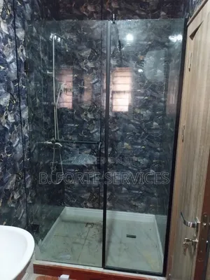 10mm Swing Door Shower Cubicle