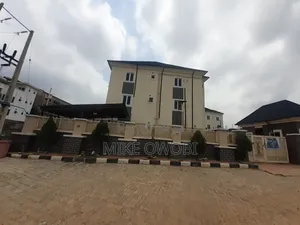 3bdrm Block of Flats in Katampe for rent