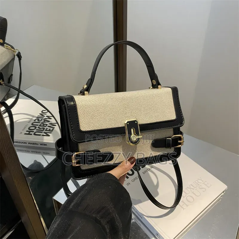 Quality Handbag With Strap