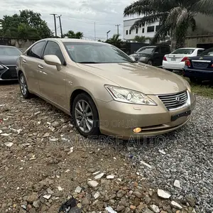 Lexus ES 350 2009 Gold