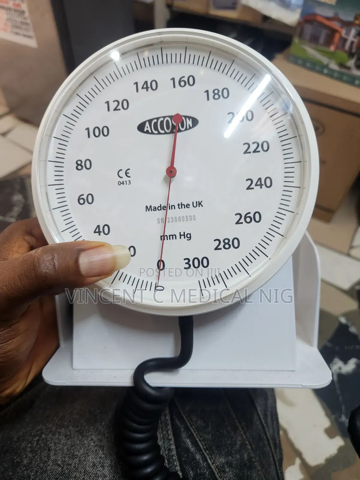 Accoson Dphygmomanometer Desk