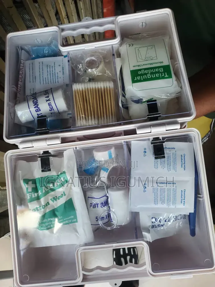 Medium First Aid Box (25 Persons)