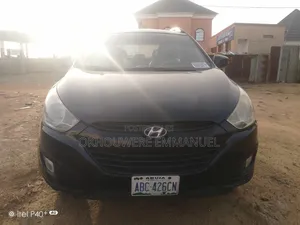 Hyundai Ix35 2.0 CRDI 2010 Black